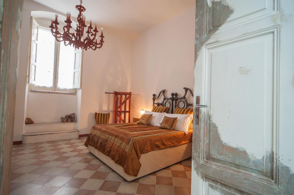 Suite San Giorgio Trani Bagian luar foto