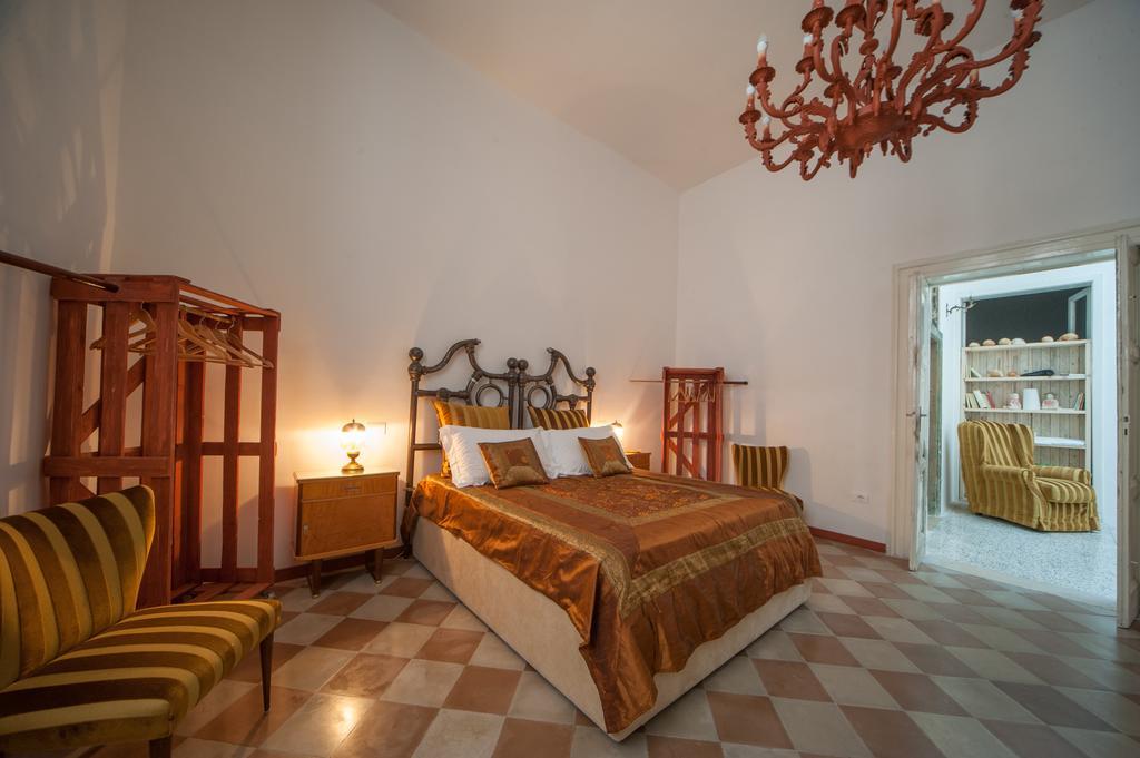 Suite San Giorgio Trani Bagian luar foto