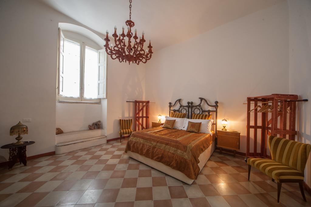 Suite San Giorgio Trani Bagian luar foto